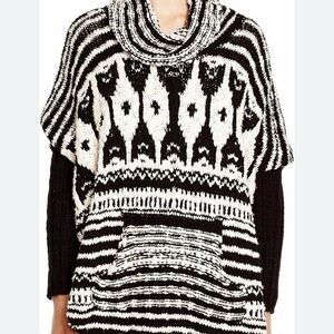 Free People Rosie Lee cowl neck poncho sweater
Size M